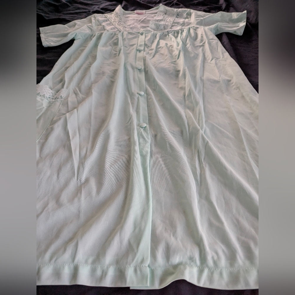Kelly Reed Vintage Chiffon Robe - Picture 7 of 11